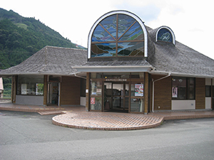 佐久間図書館